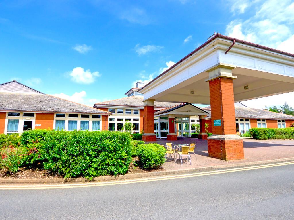 Bromsgrove Hotel And Spa Exterior photo